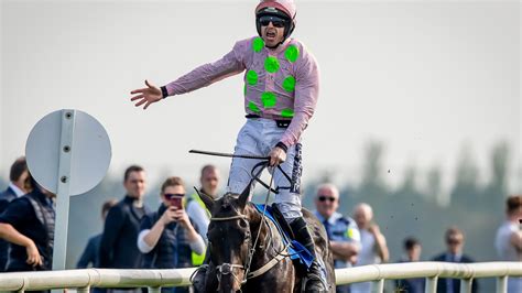 Burrows Saint begins road to Grand National in Saturday's .